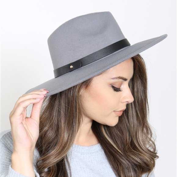 MODA ME COUTURE Accessories - //BEST SELLER//  CLASSIC fedora Hat 3 colors